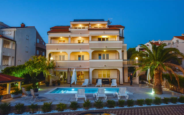 Pool Apartments Tolo