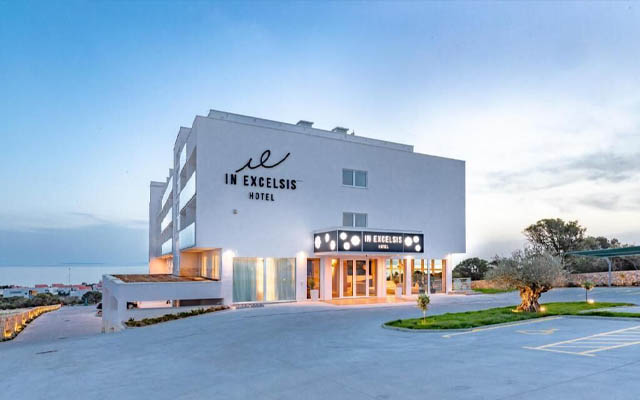 Hotel In Excelsis