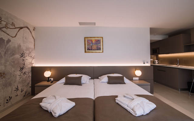 Joel Hotel