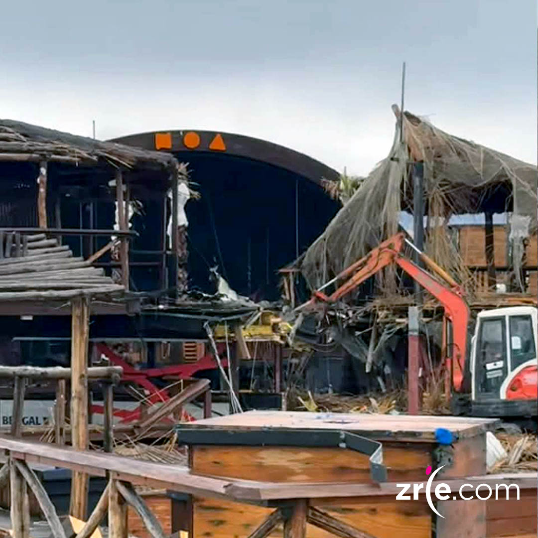 Noa Beach Club demolisihing photo 6