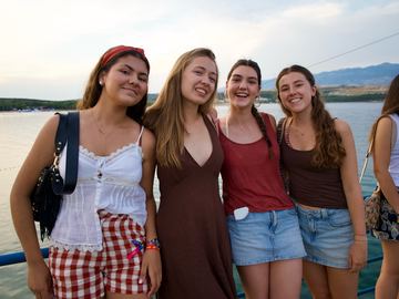 Four friends standing by the sea – LIFT Beach Club, Zrće Beach