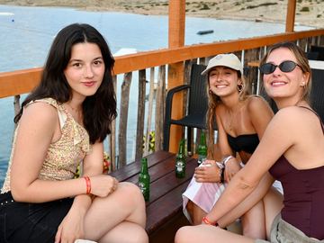 Friends at the bar overlooking the sea – LIFT Beach Club, Zrće Beach
