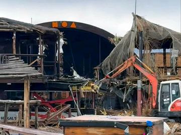 Noa Beach Club dismantling, zrce.com, photo 2