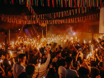 Night party in golden light – Nomad Beach Club, Zrce Beach