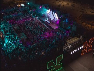 Aerial view of the stage and the packed dancefloor at night – Symbol Beach Club, Zrce Beach